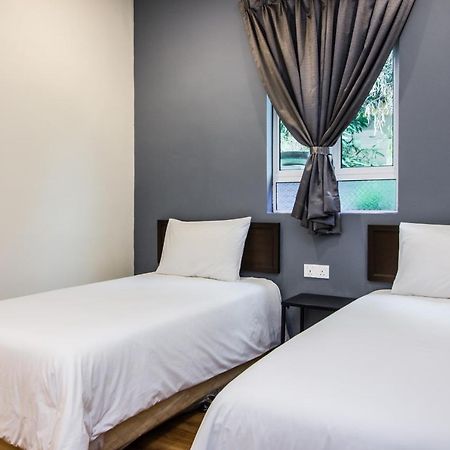 Surprised Homestay Butterworth Bagian luar foto