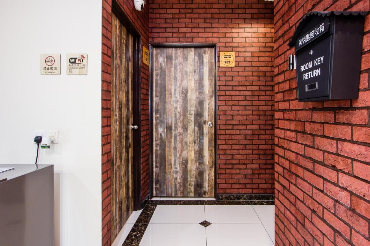 Surprised Homestay Butterworth Bagian luar foto